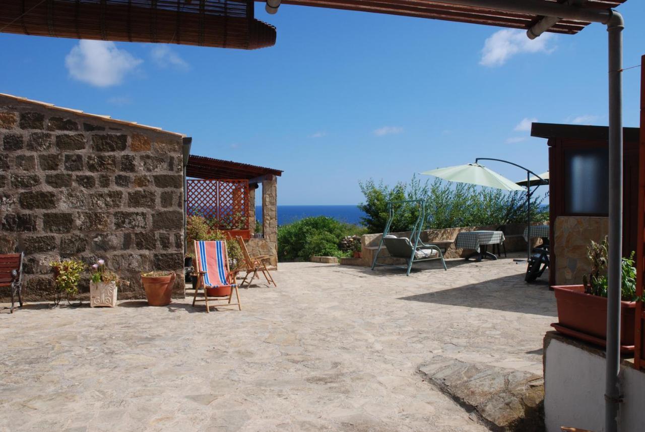 Case Vacanze La Cernia Bruna Isola di Ustica Esterno foto