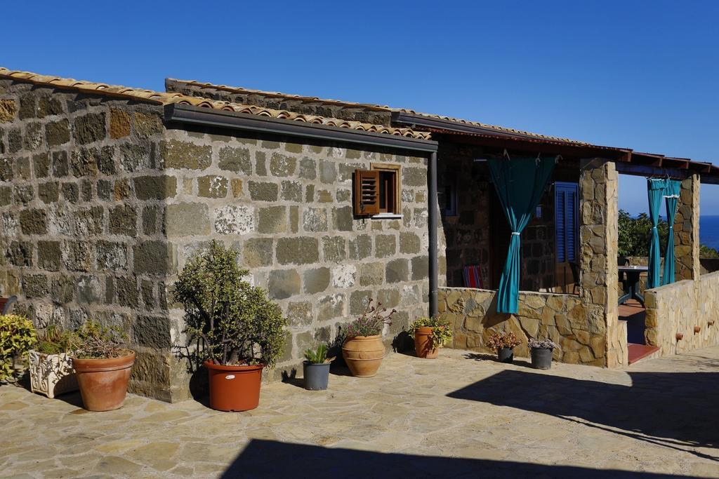 Case Vacanze La Cernia Bruna Isola di Ustica Esterno foto