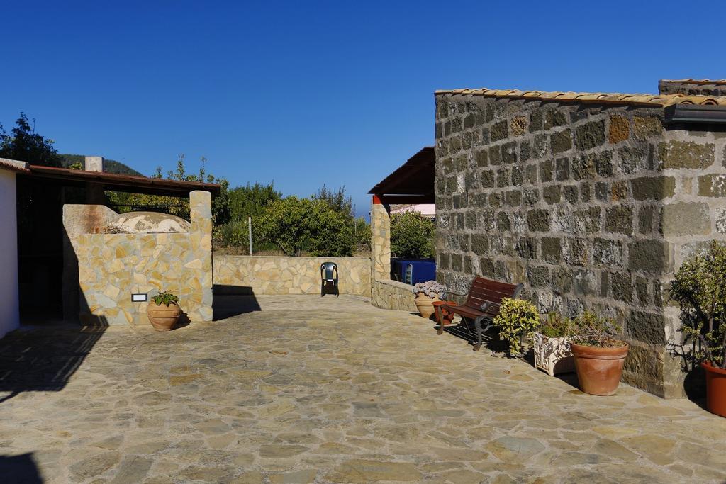 Case Vacanze La Cernia Bruna Isola di Ustica Esterno foto